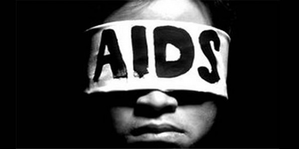 AIDS Sadece Ecinsellerin Hastal Deil!